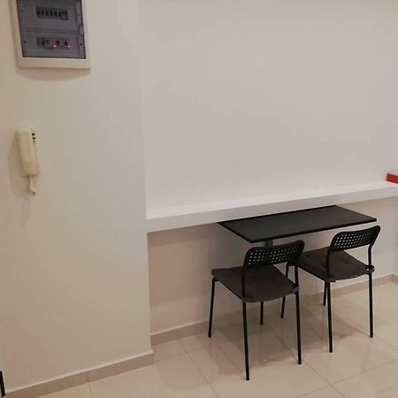 White Lux Apartment For 2 Vipgreece أثينا المظهر الخارجي الصورة