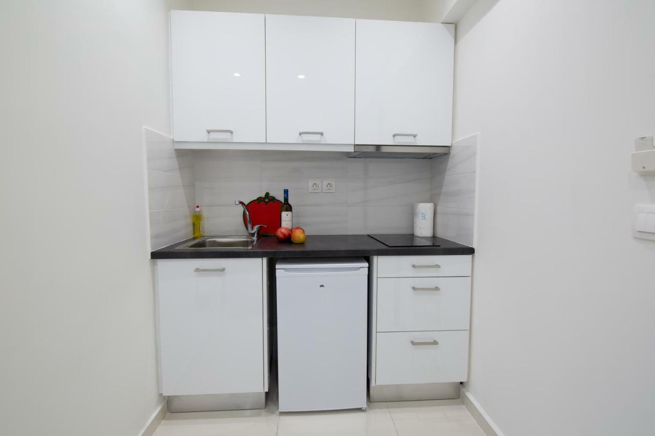 White Lux Apartment For 2 Vipgreece أثينا المظهر الخارجي الصورة