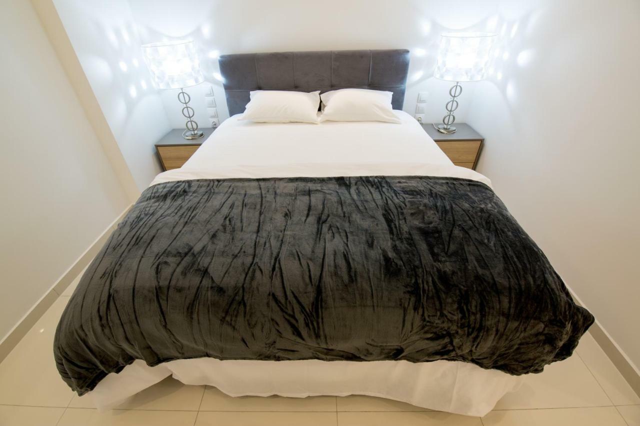 White Lux Apartment For 2 Vipgreece أثينا المظهر الخارجي الصورة
