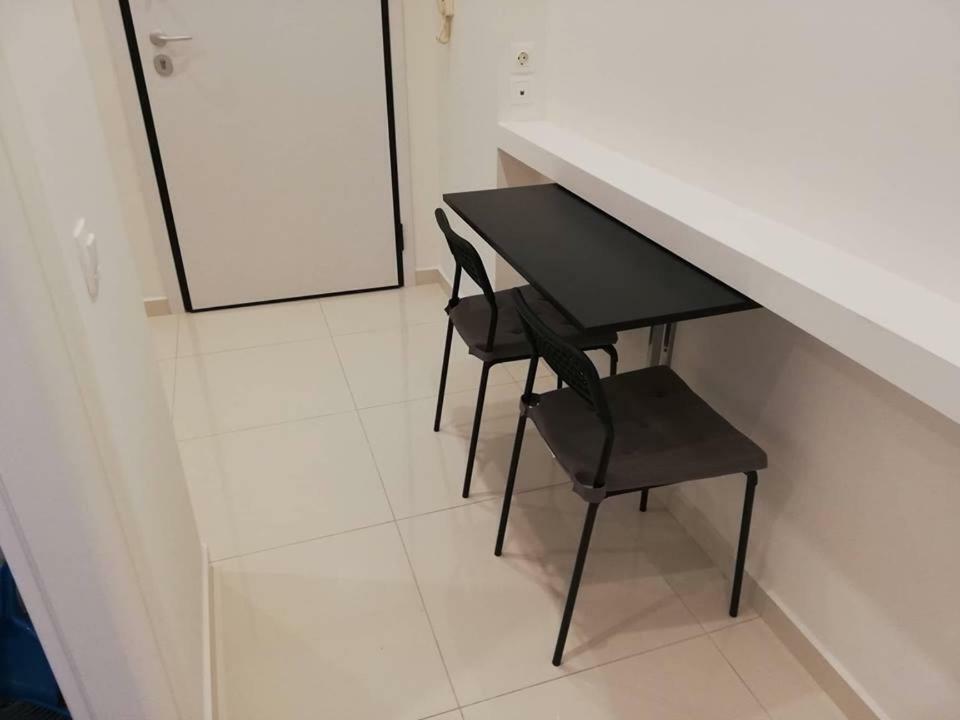 White Lux Apartment For 2 Vipgreece أثينا المظهر الخارجي الصورة